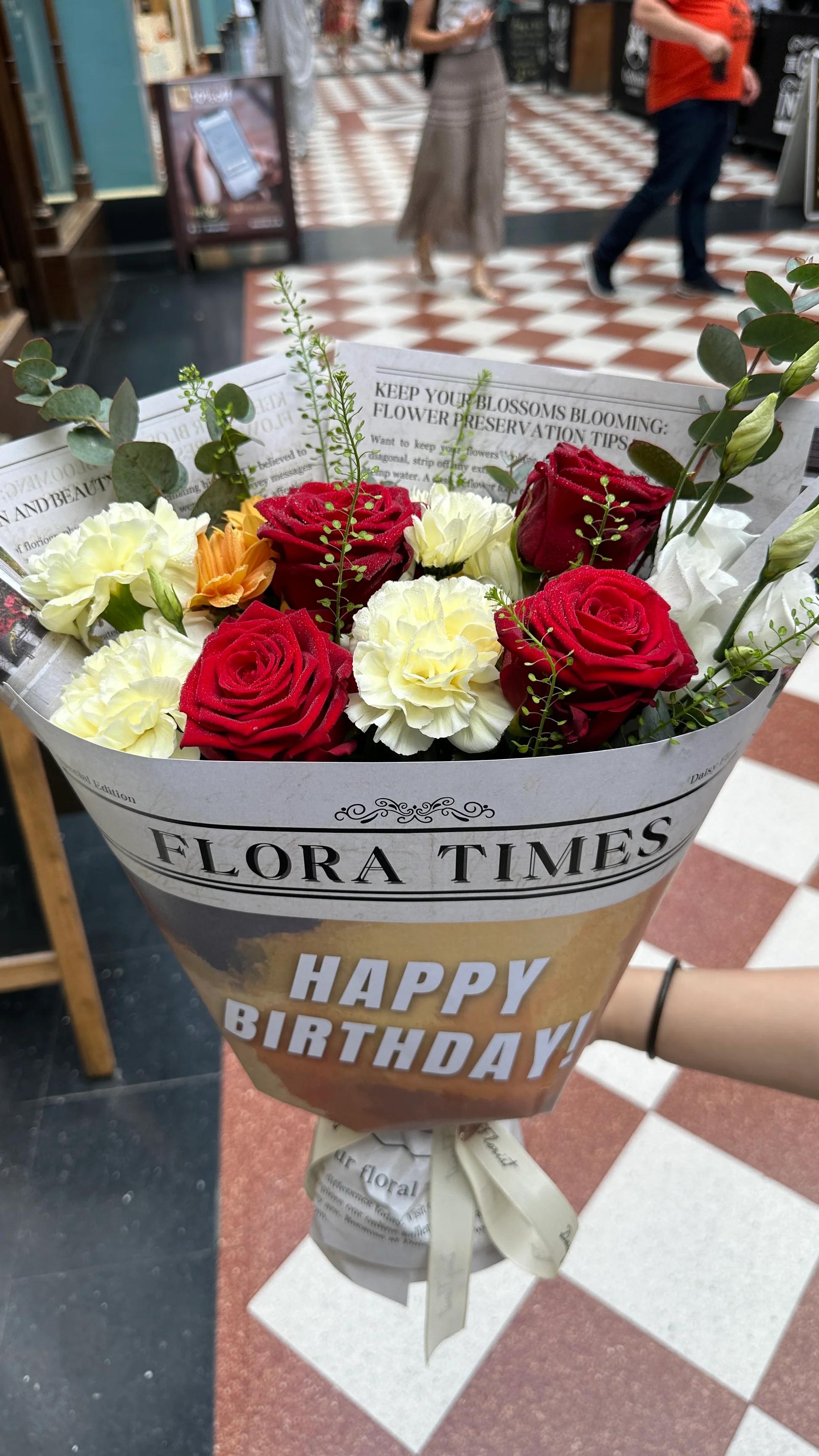 Bouquet arrangement