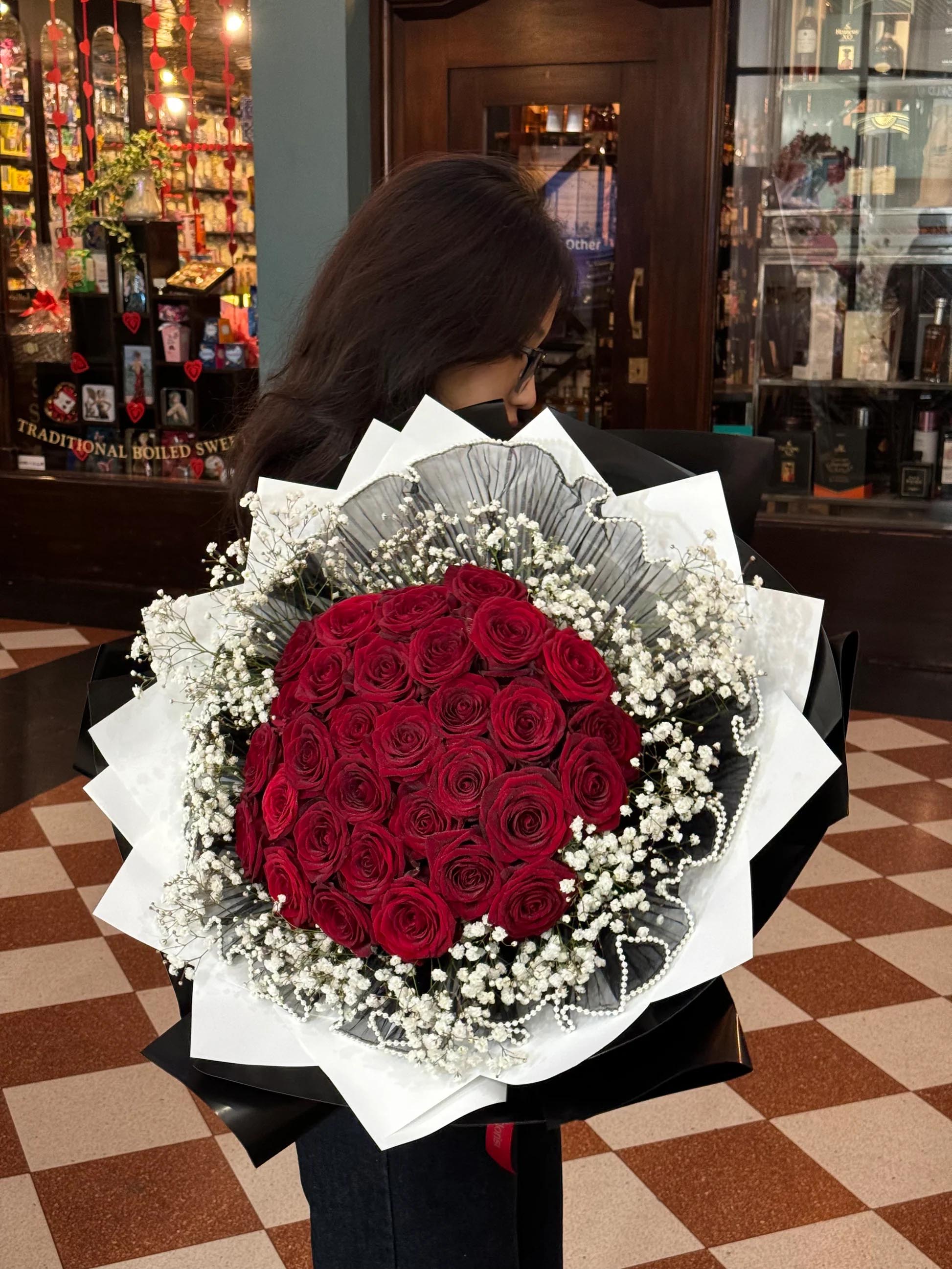 Bouquet arrangement