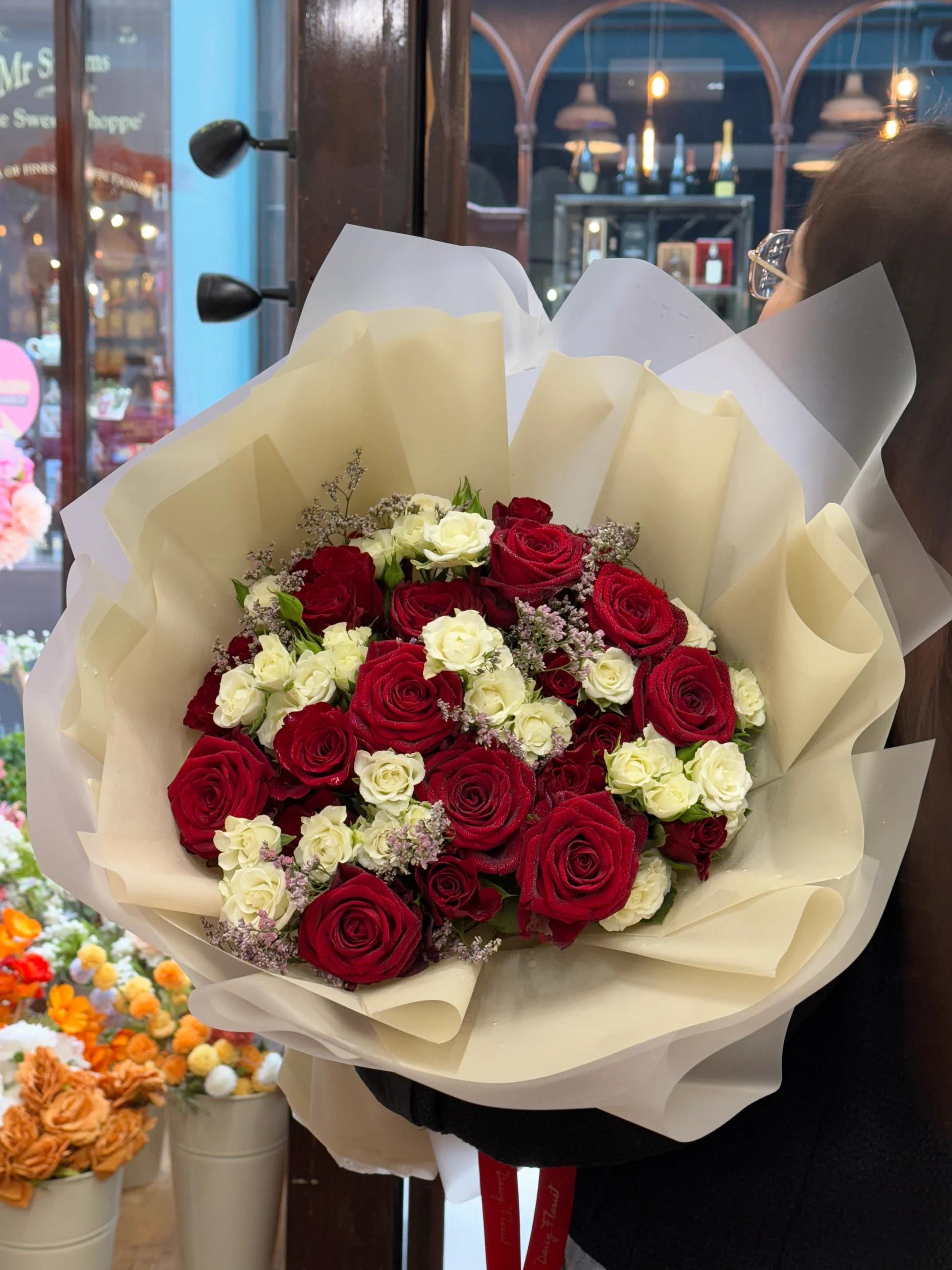 Bouquet arrangement